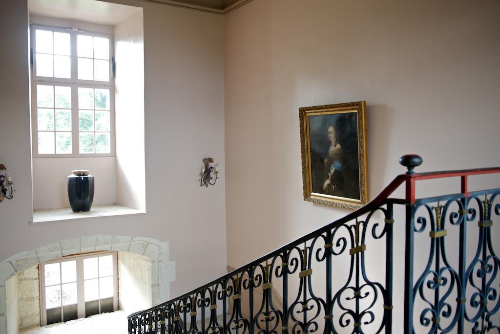 ホテルChateau De Reignac エクステリア 写真