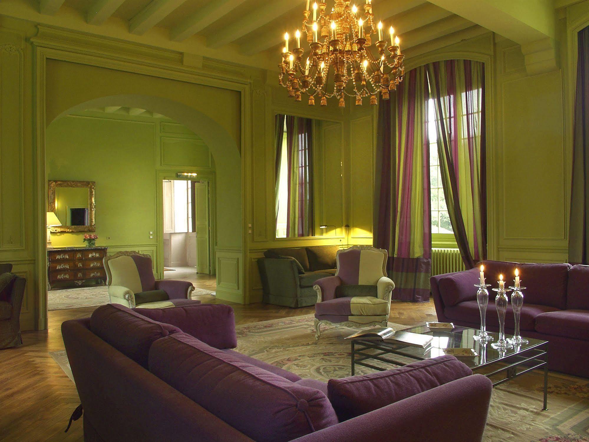 ホテルChateau De Reignac エクステリア 写真