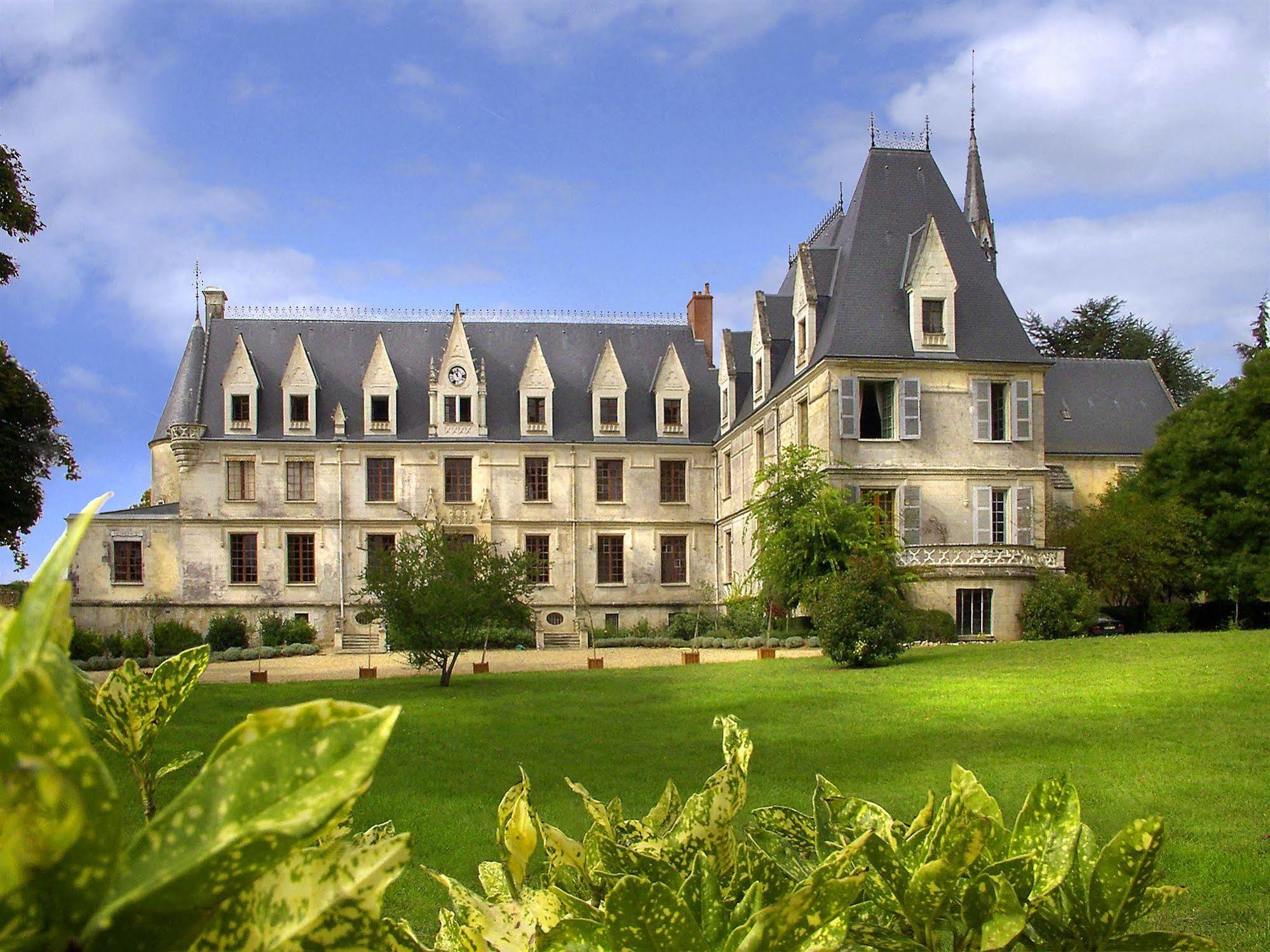ホテルChateau De Reignac エクステリア 写真